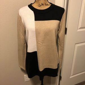 Crewneck sweater